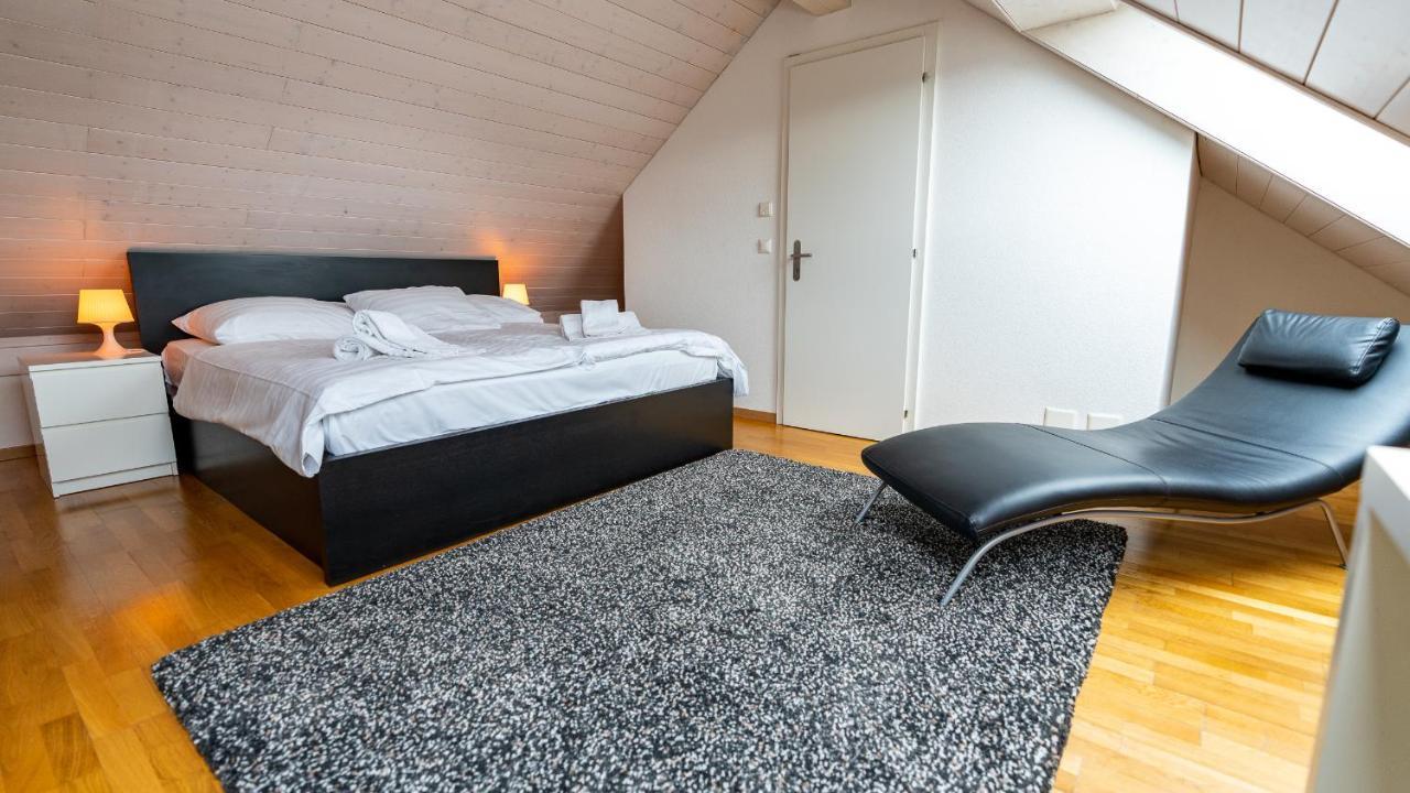 Los Lorentes Residences Bulle Zimmer foto